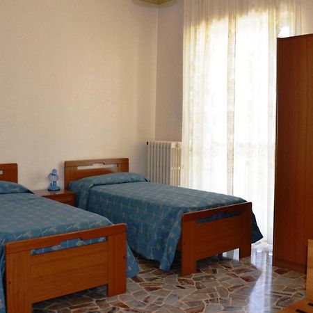 Hotel A-14 Modugno Kamer foto