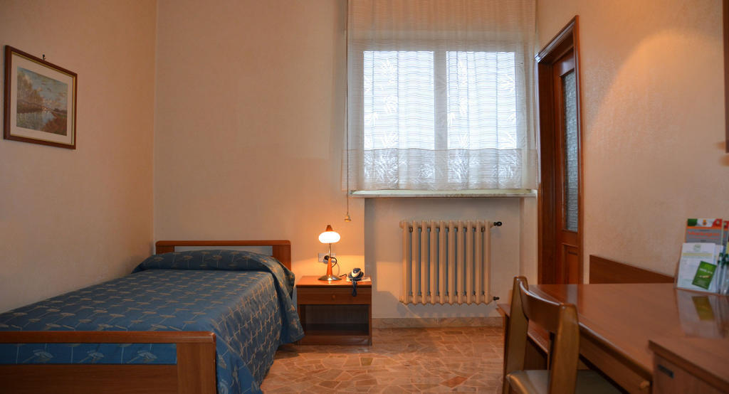 Hotel A-14 Modugno Buitenkant foto