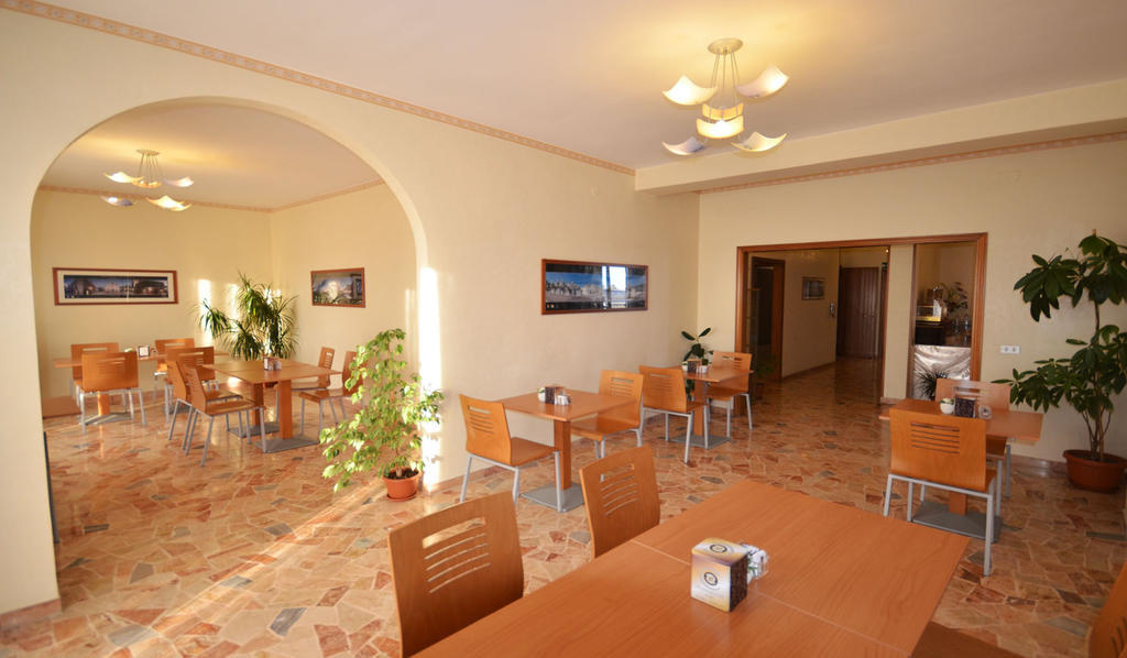 Hotel A-14 Modugno Buitenkant foto