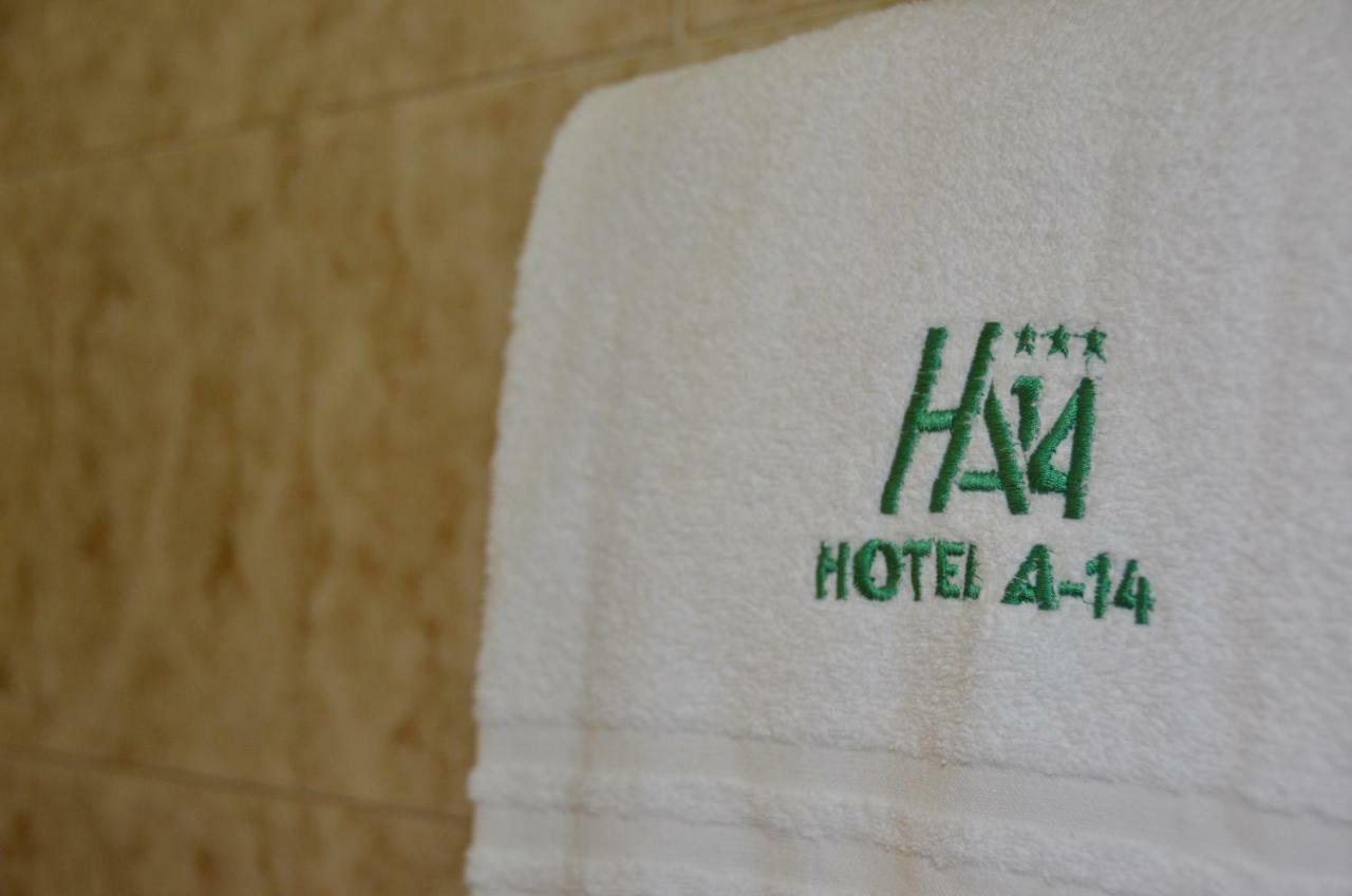 Hotel A-14 Modugno Buitenkant foto